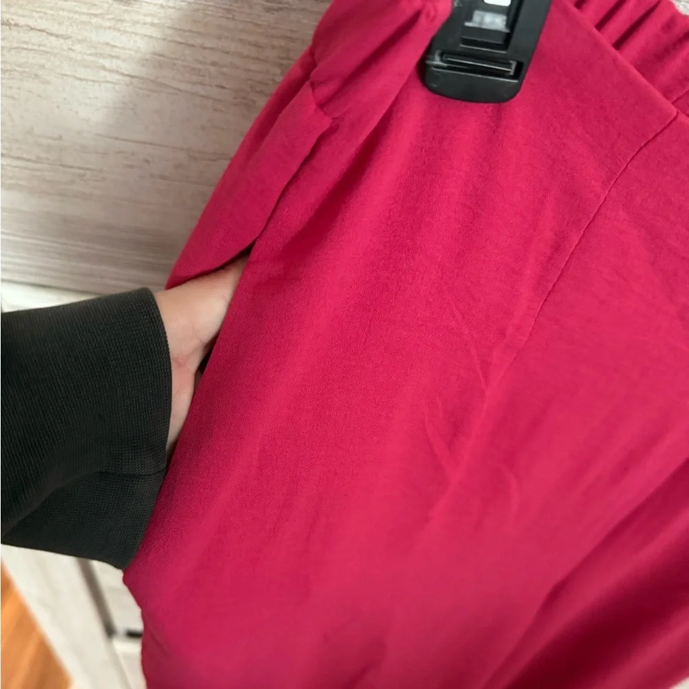 Size Large Wide Leg Pants - Picture 3 of 5